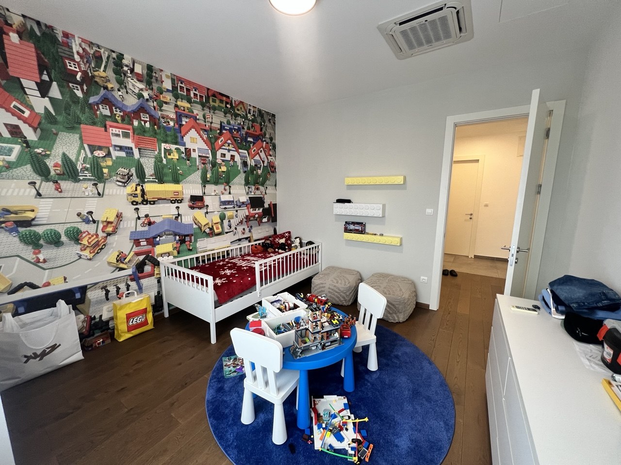 Luksuzan stan za izdavanje centar Banja Luka – 149 m², 2 parking mjesta