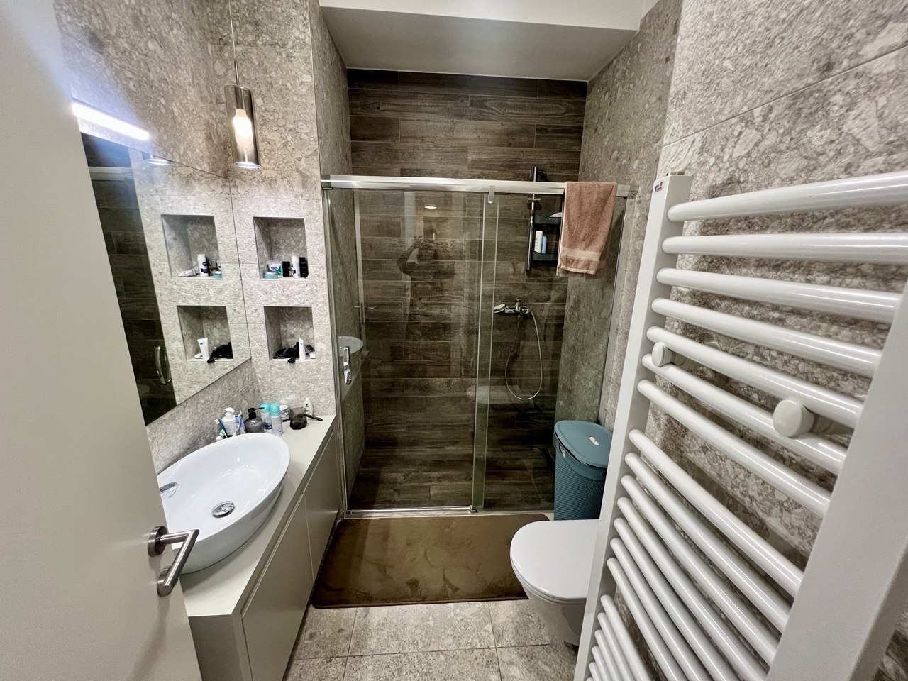 Luksuzan stan za izdavanje centar Banja Luka – 149 m², 2 parking mjesta