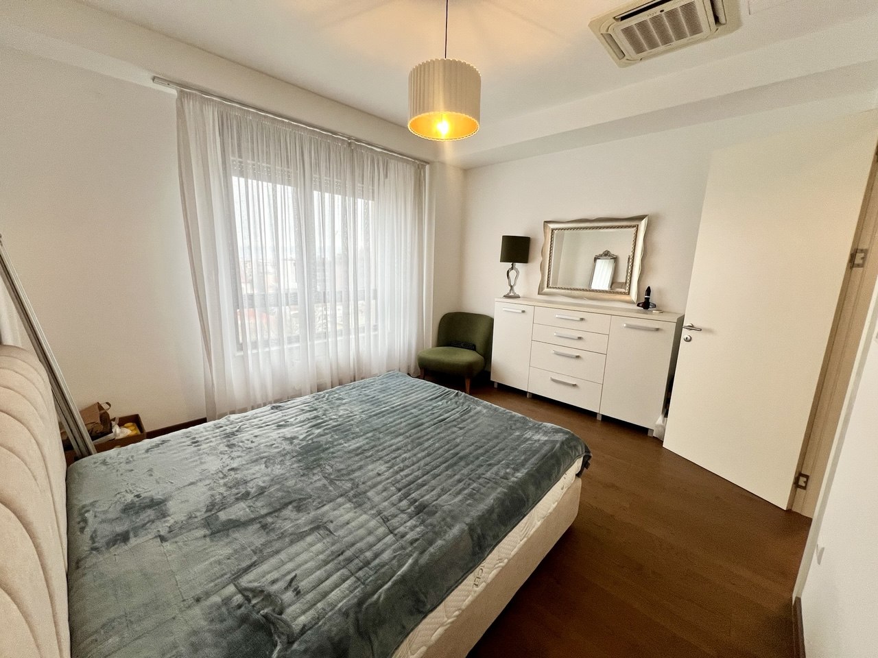 Luksuzan stan za izdavanje centar Banja Luka – 149 m², 2 parking mjesta