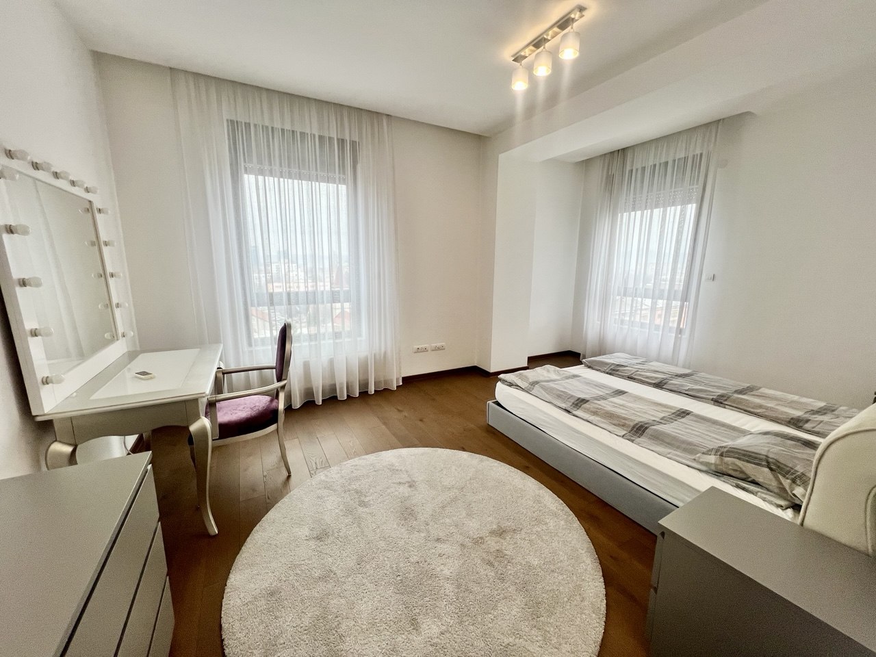 Luksuzan stan za izdavanje centar Banja Luka – 149 m², 2 parking mjesta