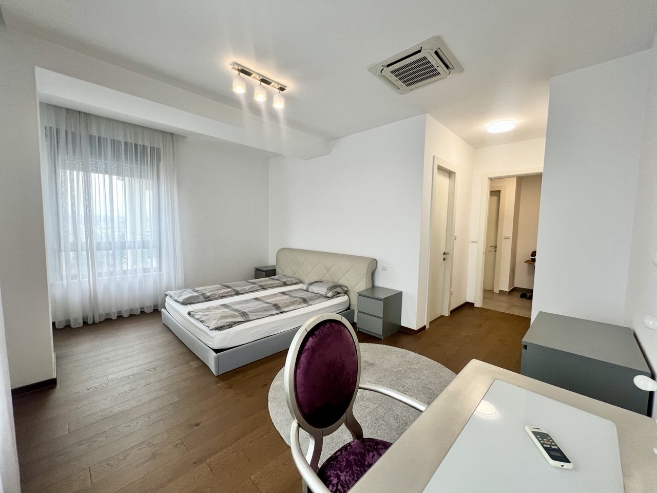 Luksuzan stan za izdavanje centar Banja Luka – 149 m², 2 parking mjesta