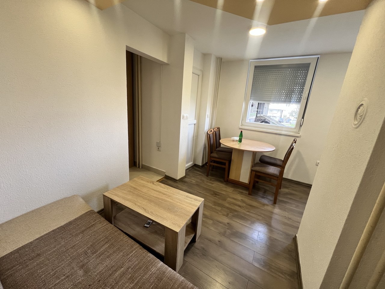 Dvosoban stan za izdavanje Borik, visoko prizemlje