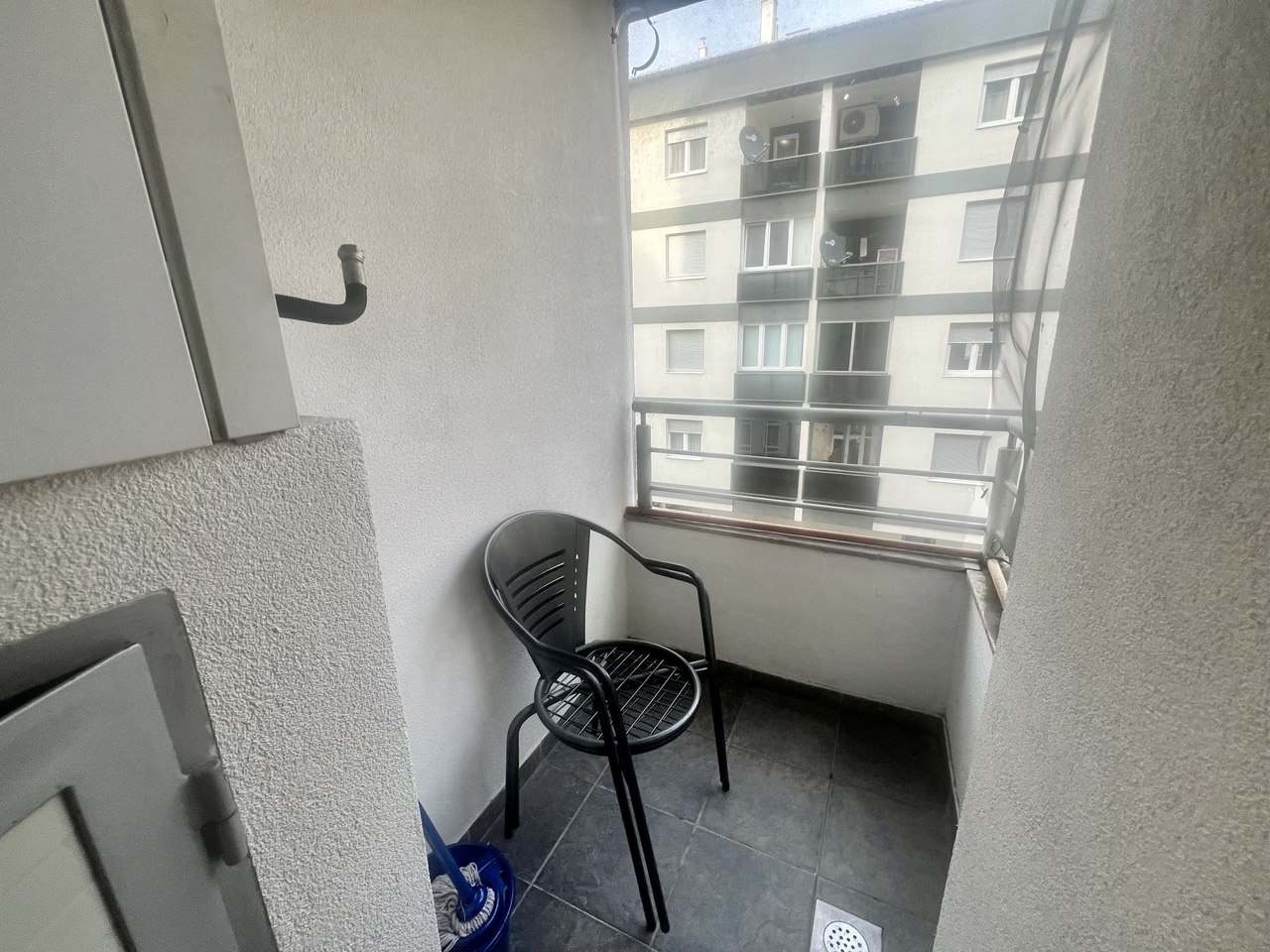 Dvosoban stan za izdavanje Kočićev Vijenac – Hiseta, namješten