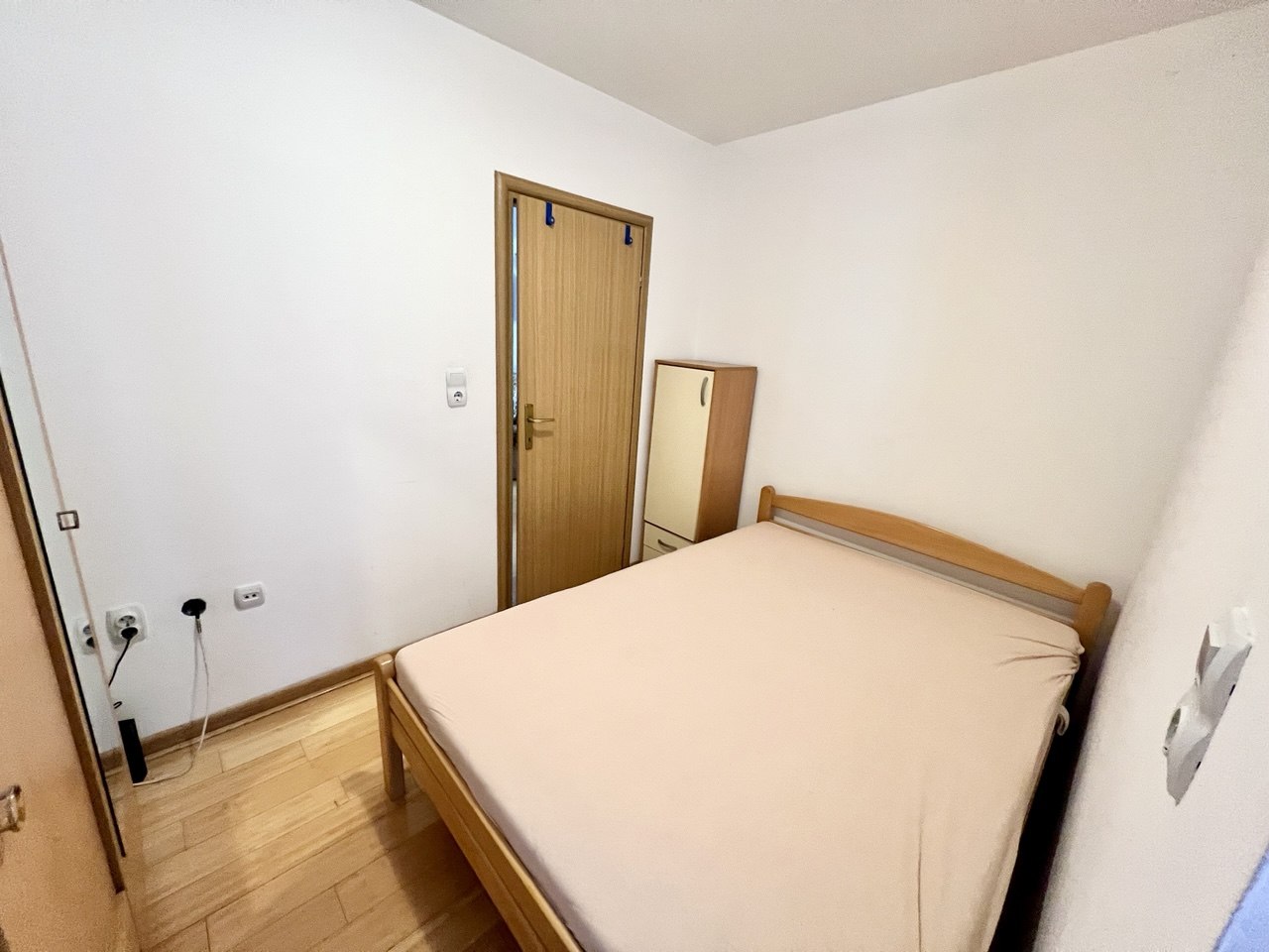 Dvosoban stan za izdavanje Kočićev Vijenac – Hiseta, namješten