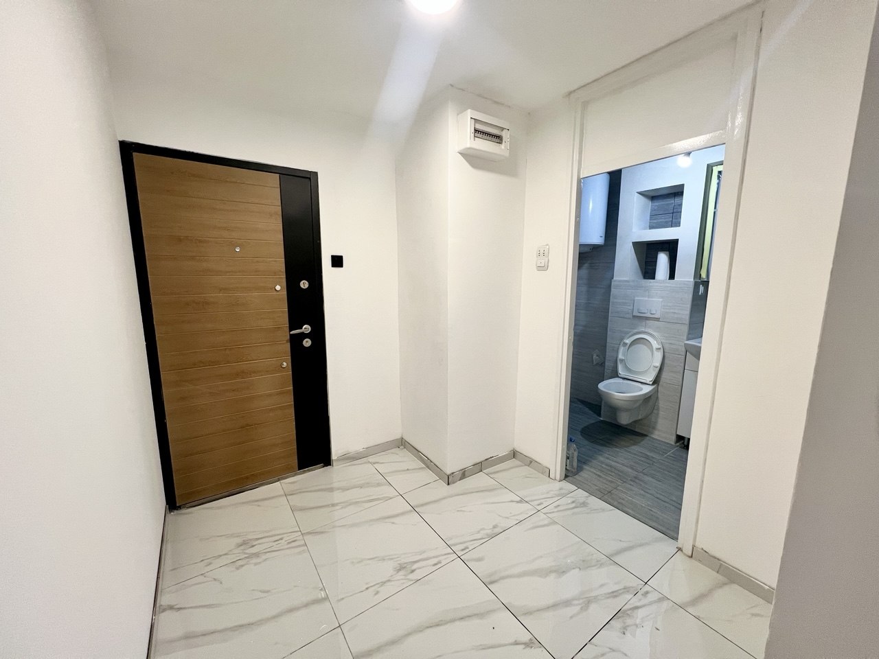 Dvosoban stan na prodaje Borik 45m2