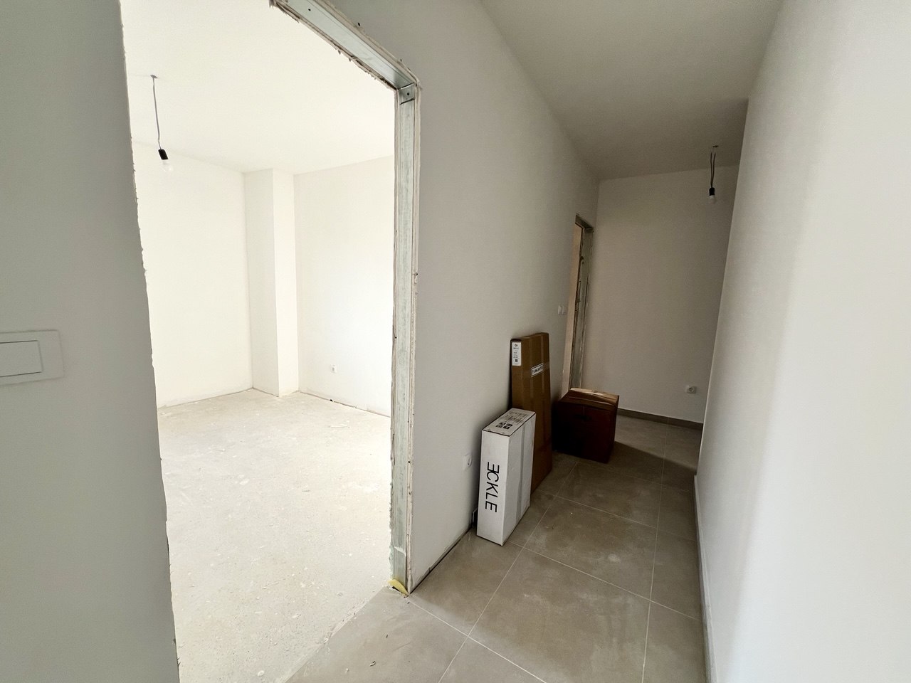 Uknjizen nov dvosoban stan 41m² Lauš Banja Luka