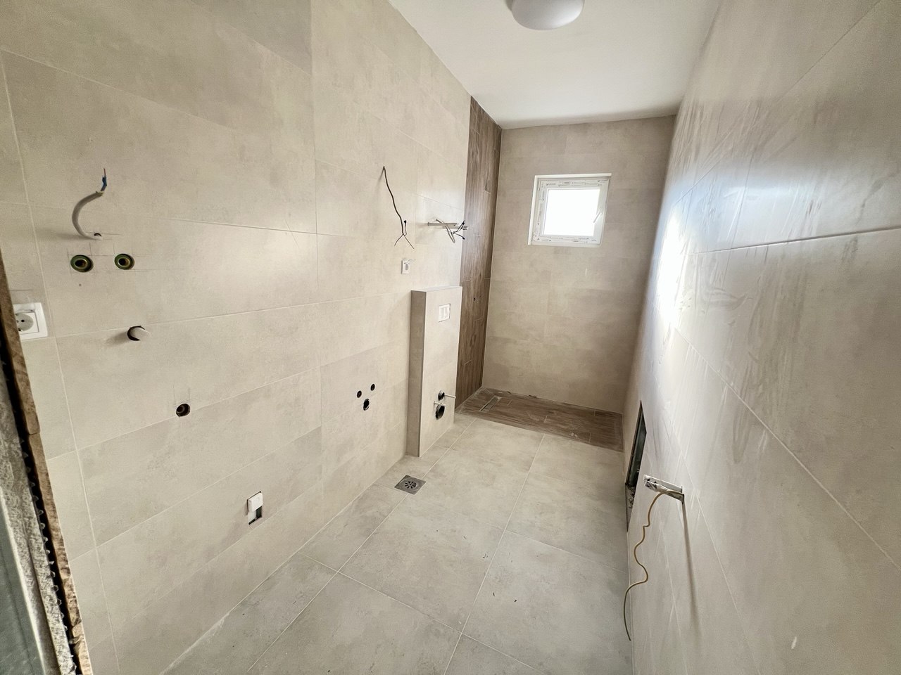 Uknjizen nov dvosoban stan 41m² Lauš Banja Luka