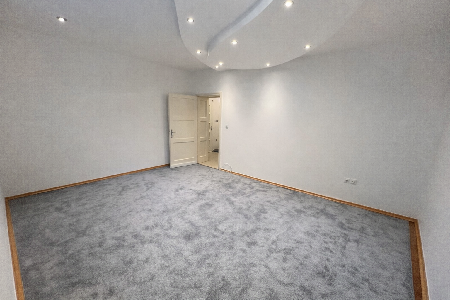 Kancelarija u strogom centru Banja Luka