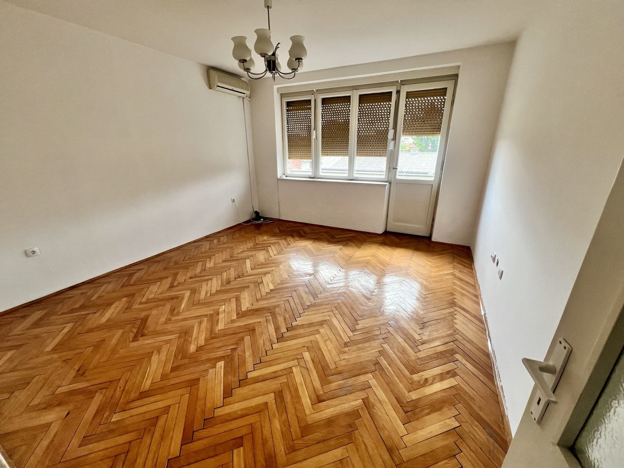 Trosoban stan na prodaju Nova Varoš, 80 m², garaža