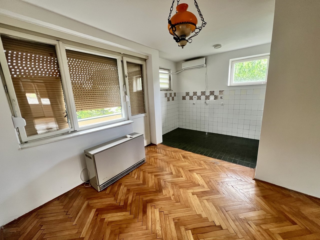 Trosoban stan na prodaju Nova Varoš, 80 m², garaža
