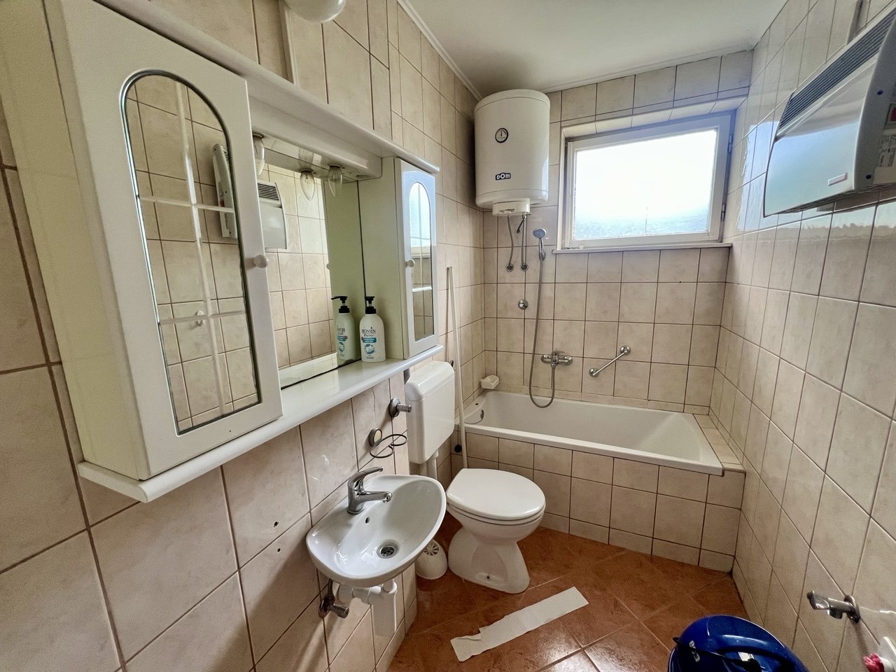 Trosoban stan na prodaju Nova Varoš, 80 m², garaža