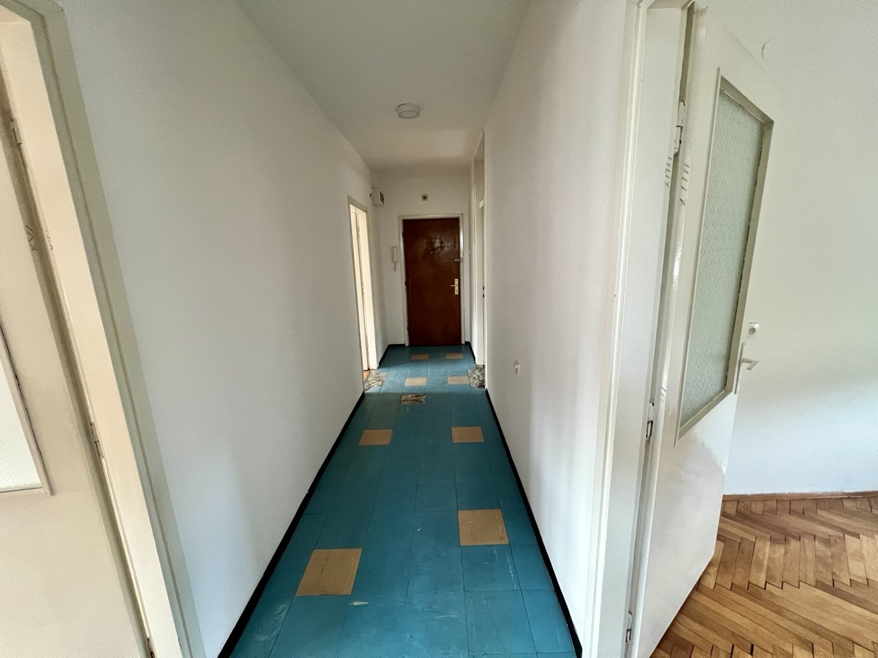 Trosoban stan na prodaju Nova Varoš, 80 m², garaža