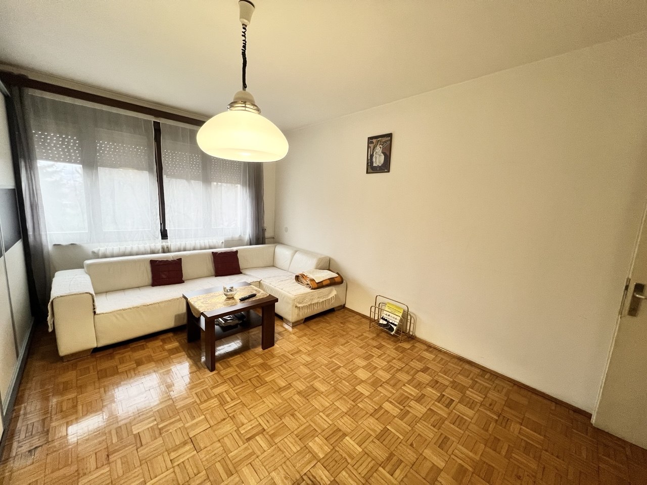 Dvoiposoban stan na prodaju – odlična lokacija, 50 m²
