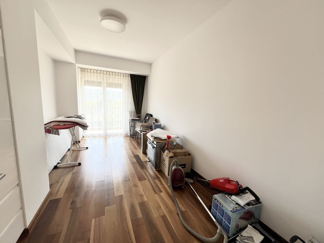 Luksuzan stan za izdavanje Jevrejska, 103 m², panormski pogled