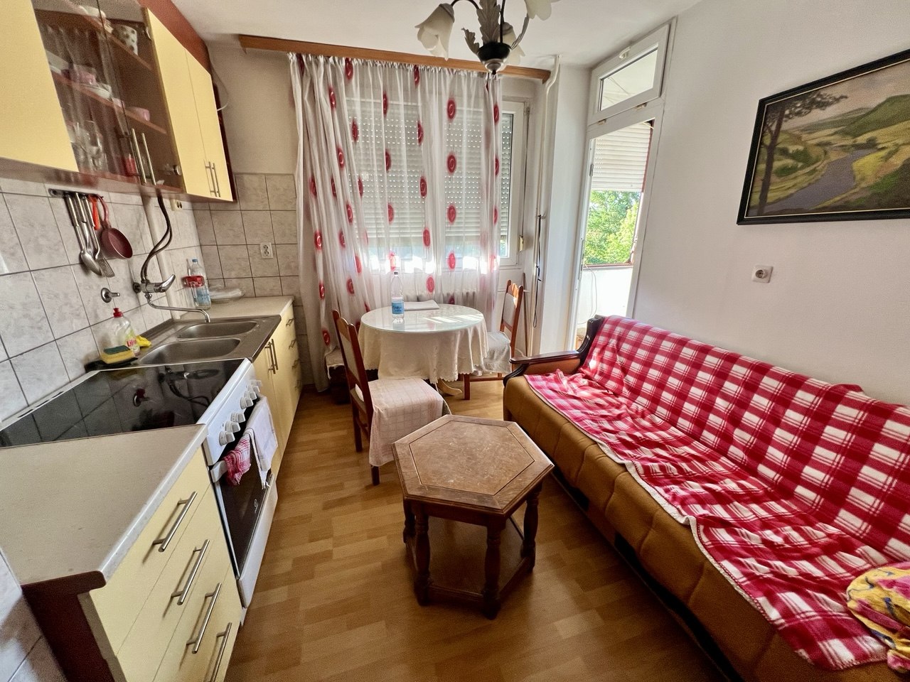 vosoban stan 40 m² na prodaju – centar Banje Luke