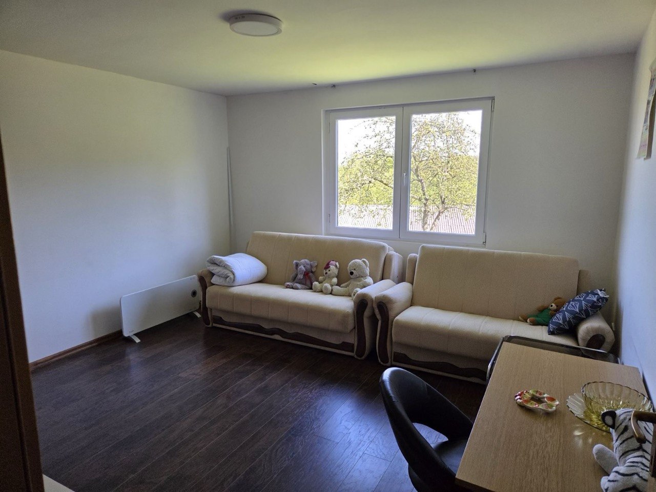 Seosko imanje na prodaju 20.000 m² zemljišta, kuća i pomoćni objekti