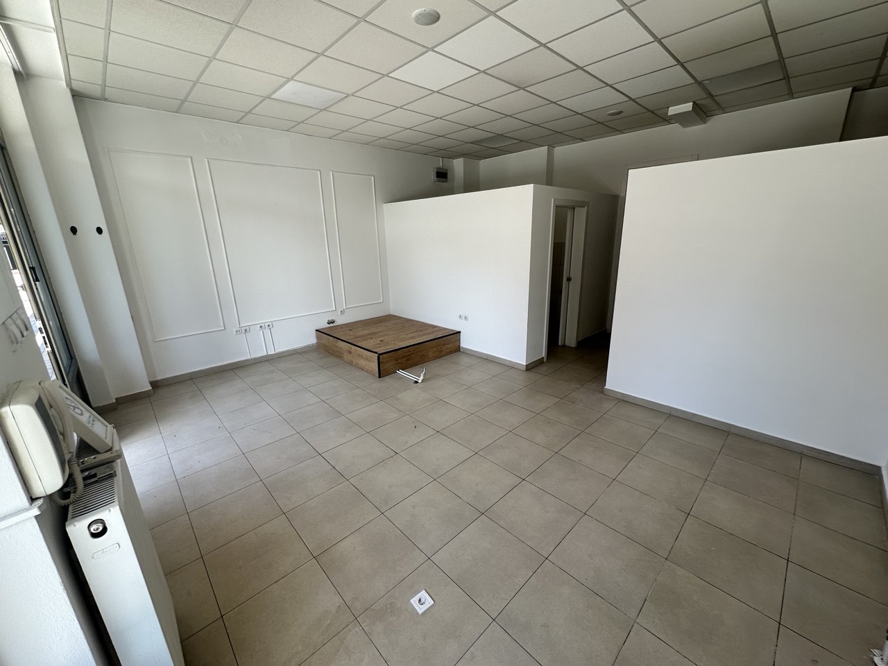 Izdaje se poslovni prostor 43m² Rosulje, Banja Luka, idealan za salon ili kancelariju