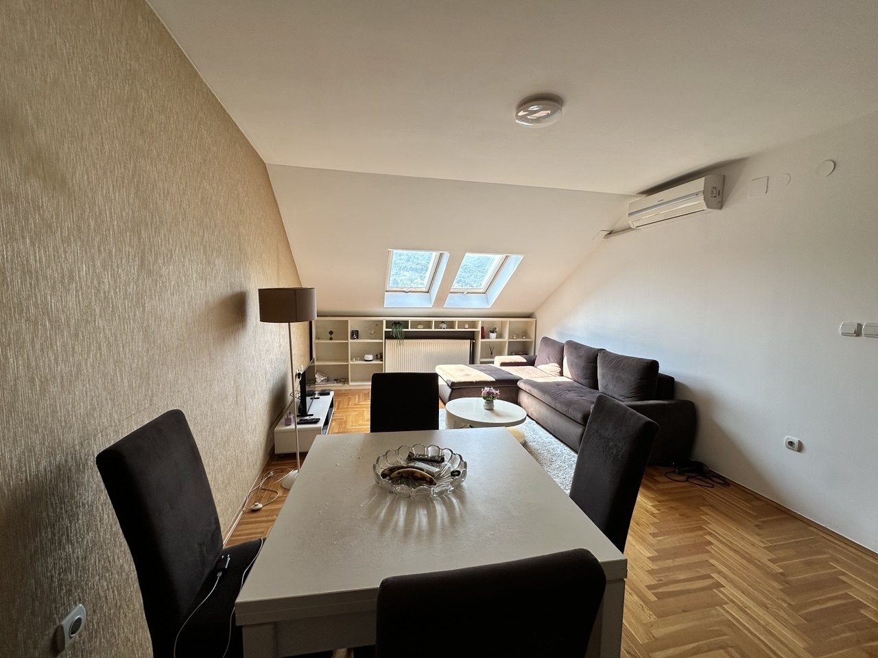 Na prodaju namješten dvosoban stan 48 m² u novogradnji