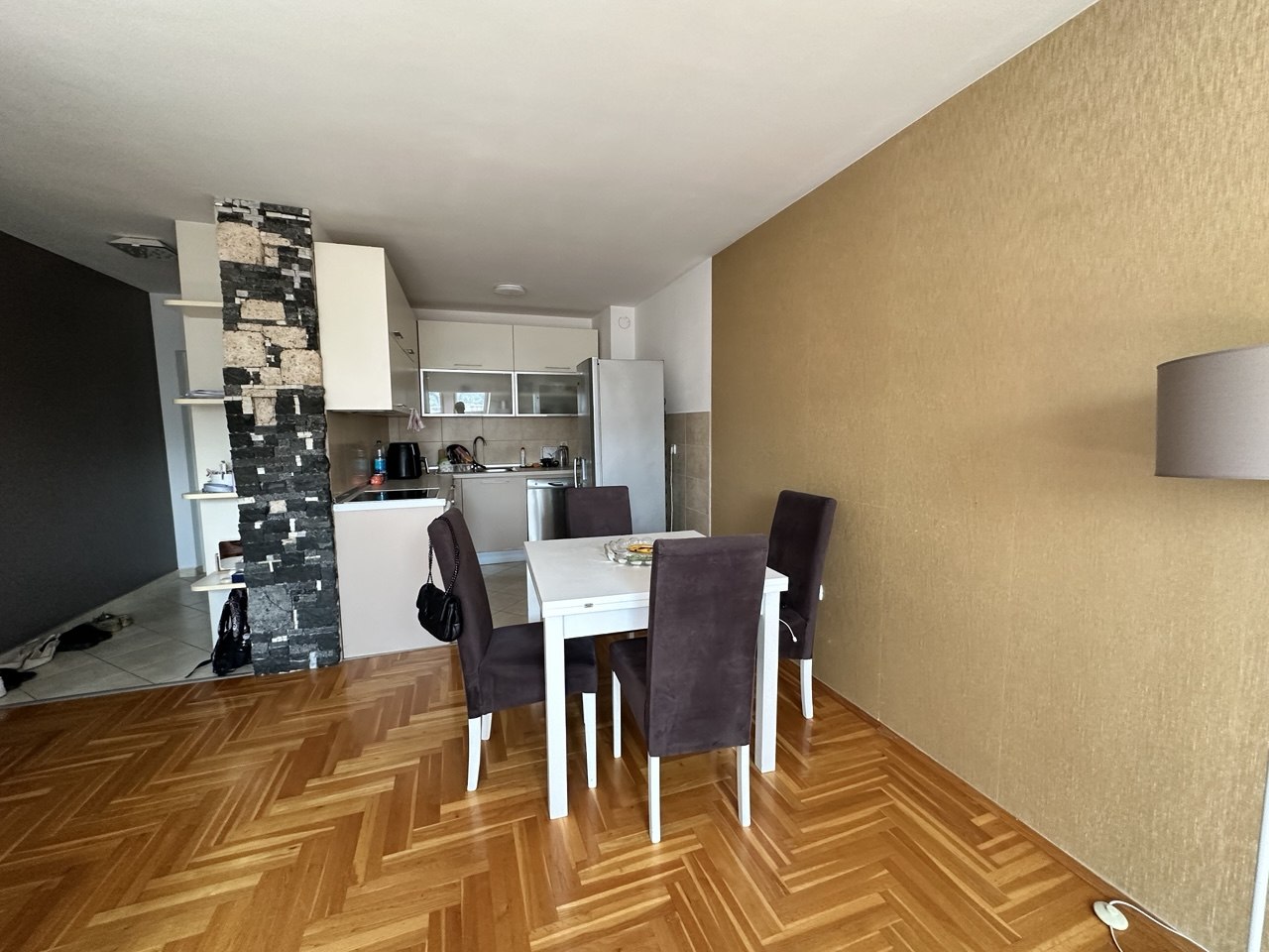 Na prodaju namješten dvosoban stan 48 m² u novogradnji
