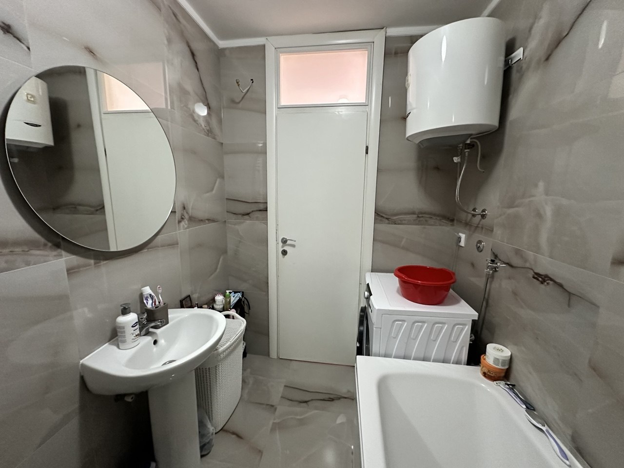 Na prodaju namješten dvosoban stan 48 m² u novogradnji