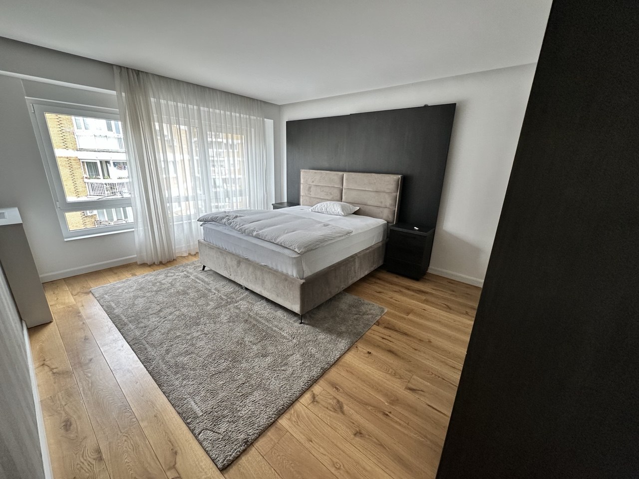 Četvorosoban stan za izdavanje centar Banje Luke, 110 m², parking