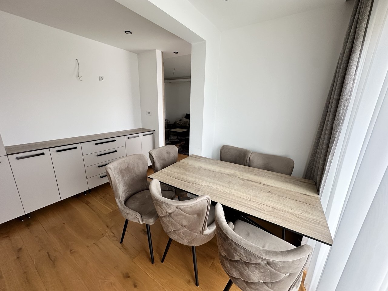 Penthouse za izdavanje 107 m² sa privatnom krovnom terasom od 70 m² | Centar Banje Luke