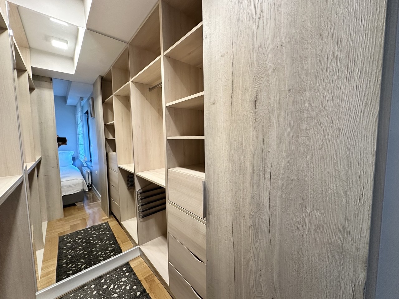Penthouse za izdavanje Kočićev Vijenac – 128 m², četiri spavaće sobe i dva parking mjesta