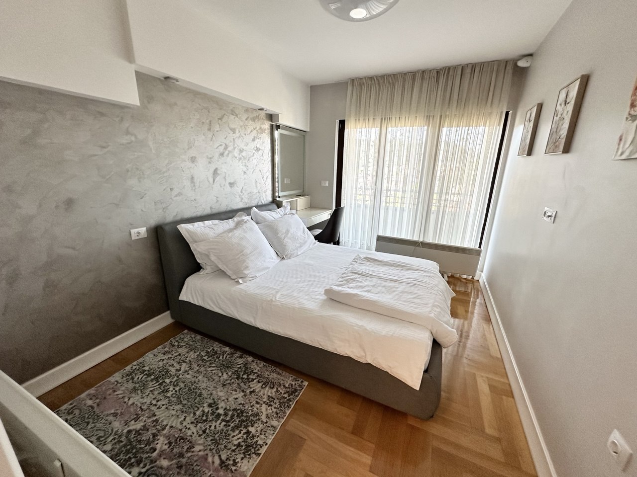 Penthouse za izdavanje Kočićev Vijenac – 128 m², četiri spavaće sobe i dva parking mjesta