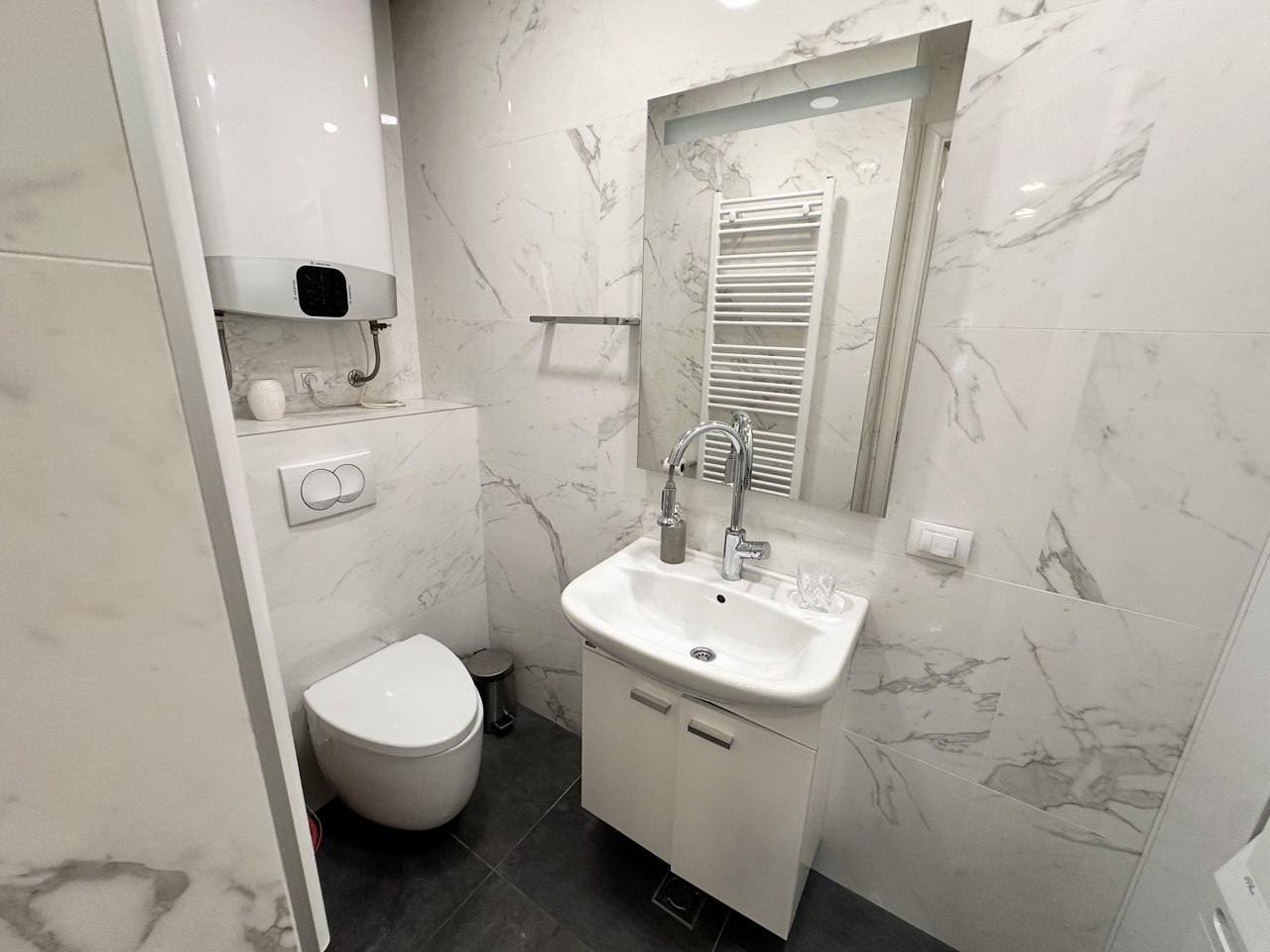 Penthouse za izdavanje Kočićev Vijenac – 128 m², četiri spavaće sobe i dva parking mjesta