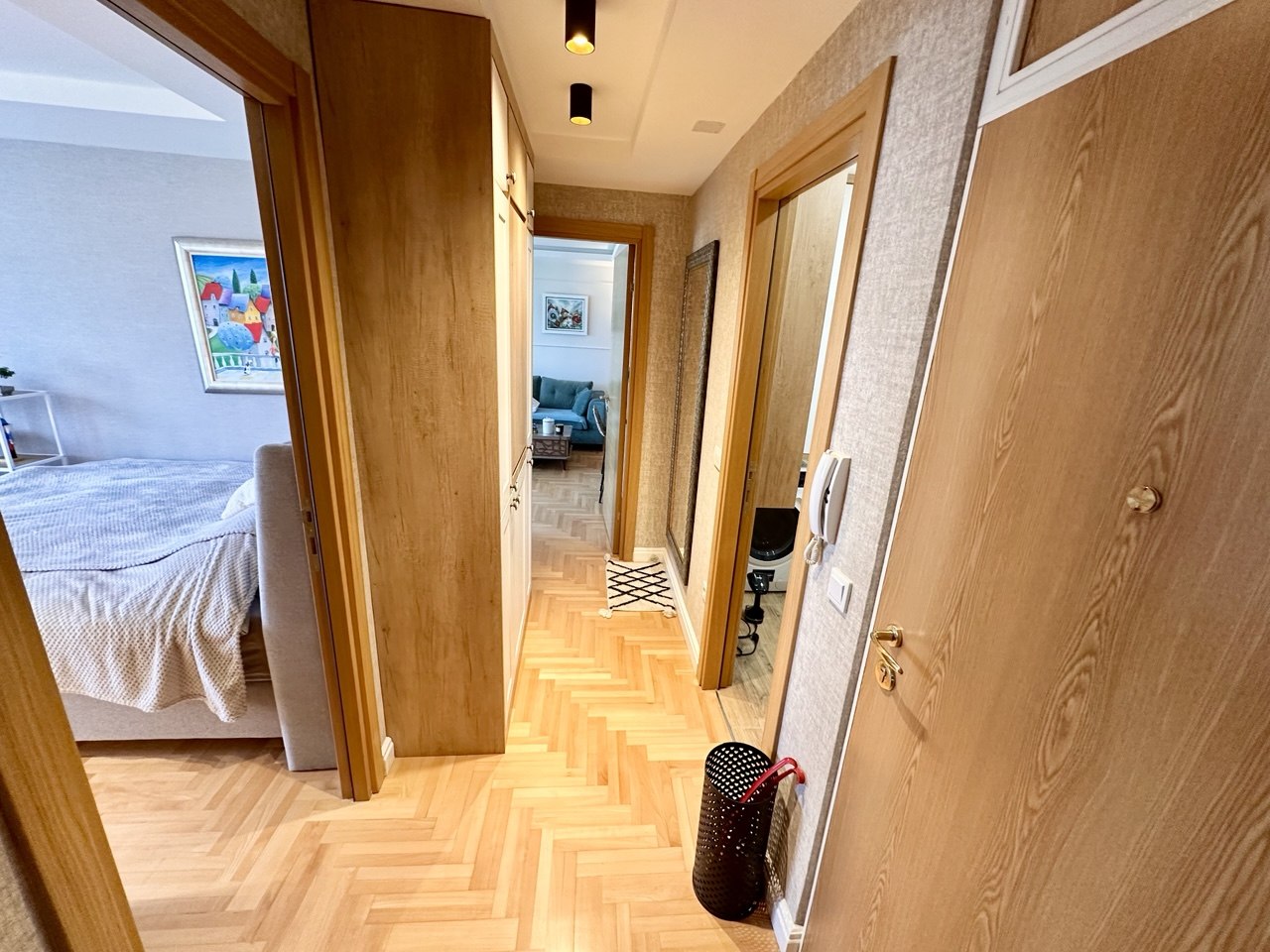Trosoban renoviran stan 58 m² na prodaju Nova Varoš, Banja Luka