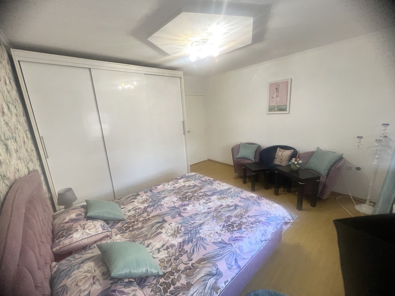 Izdajemo dvosoban stan strogi centar