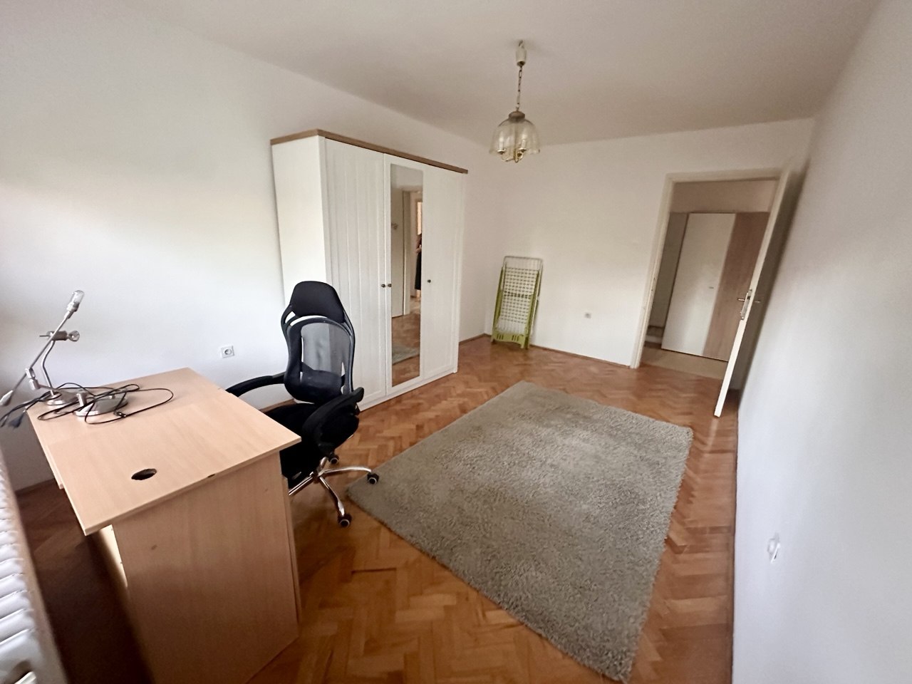 Izdaje se trosoban stan 65 m² Gundulićeva, Banja Luka