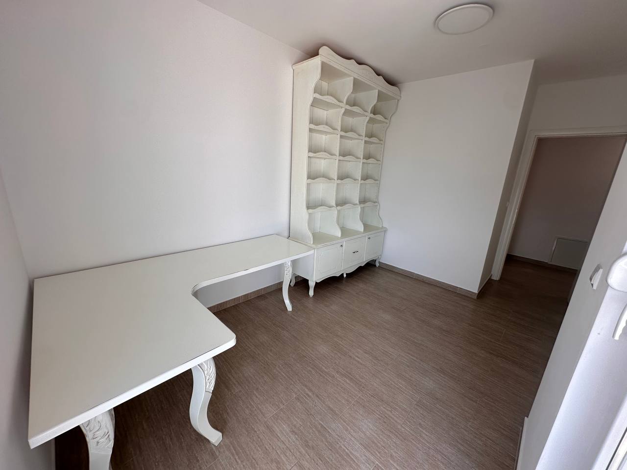 Izdaje se trosoban stan 60 m² sa garažom  Centar Banja Luka