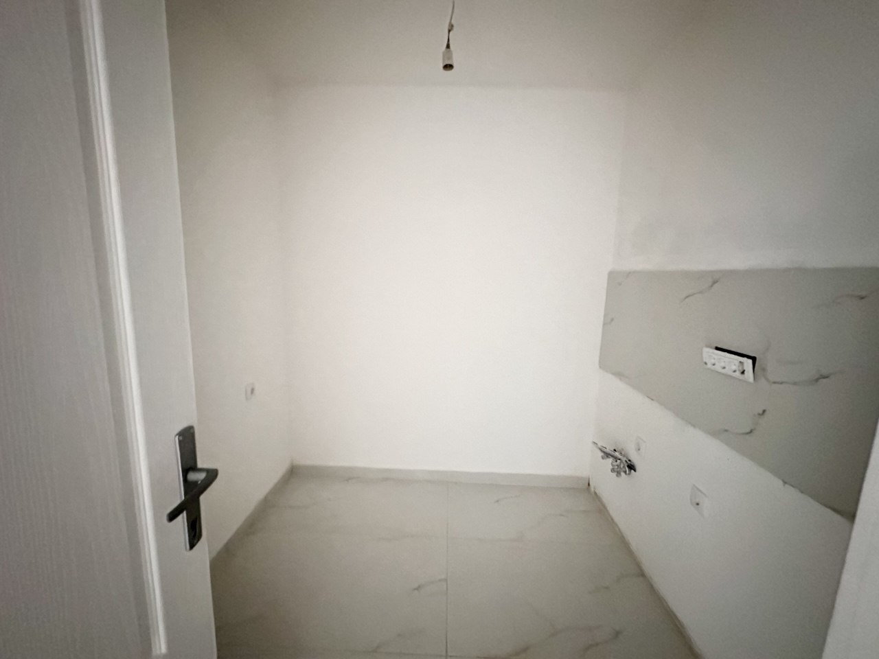 Renoviran dvosoban stan 42 m² na prodaju Borik, Banja Luka