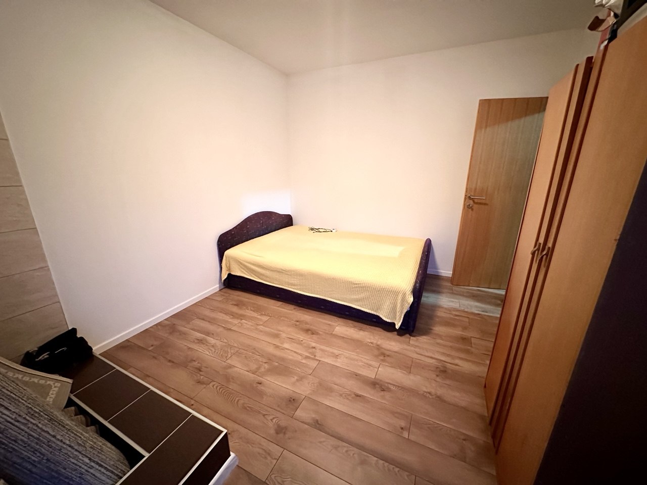 Novoizgrađena kuća na prodaju Trn – krovna terasa, bazen i panoramski pogled
