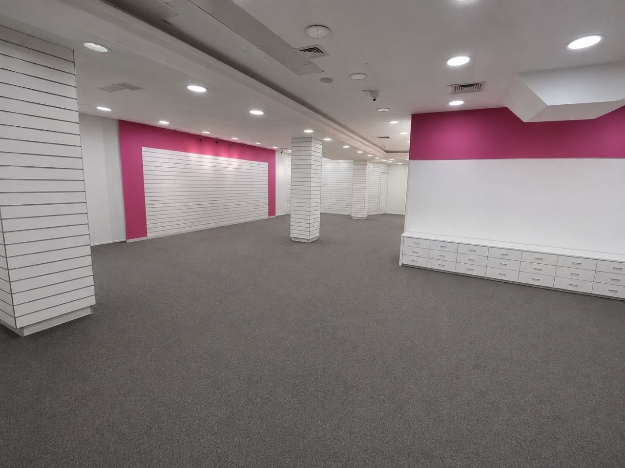 Poslovni prostor 460 m² na tri etaže za izdavanje Banja Luka