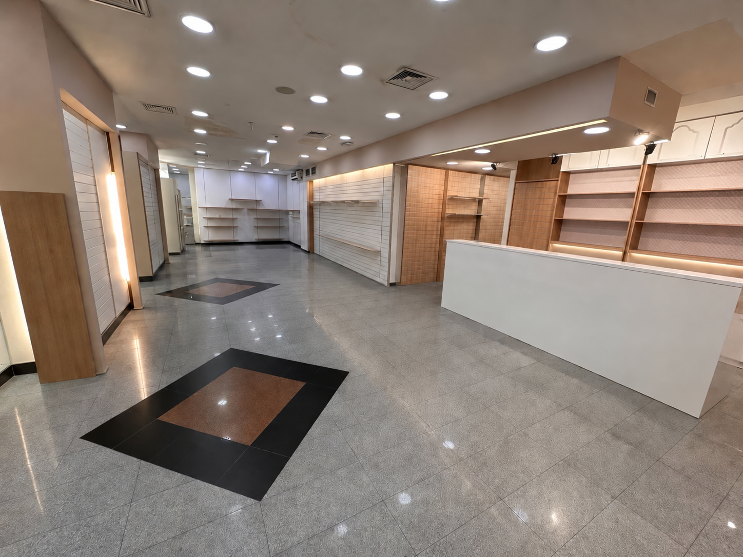 Poslovni prostor 460 m² na tri etaže za izdavanje Banja Luka