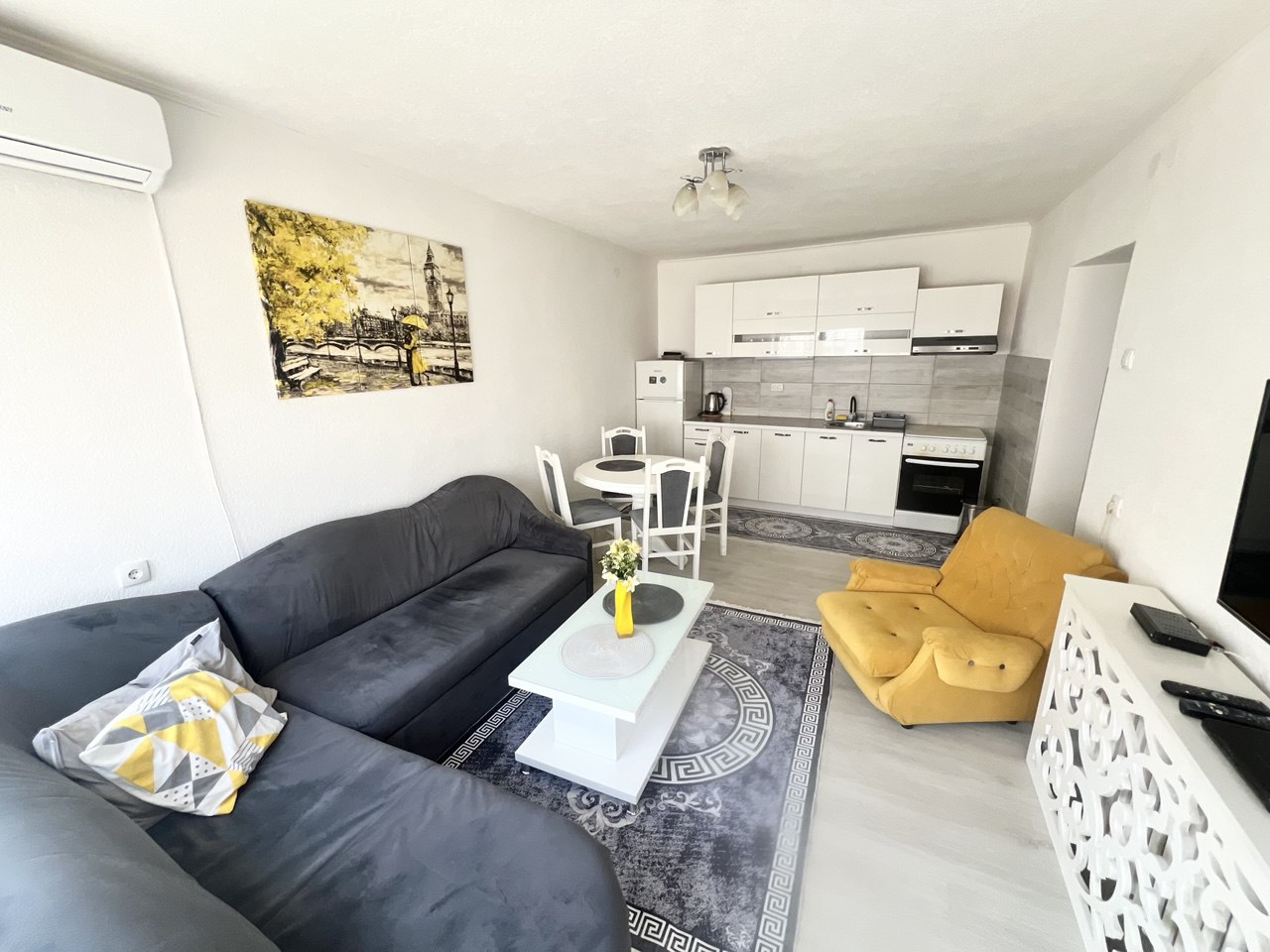  Moderan trosoban stan 50 m² za najam Obilićevo Banja Luka
