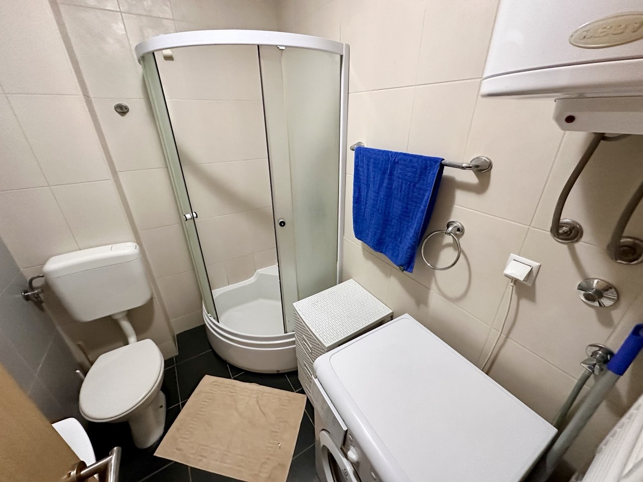 Namještena garsonjera 27 m² za najam Centar, Banja Luka