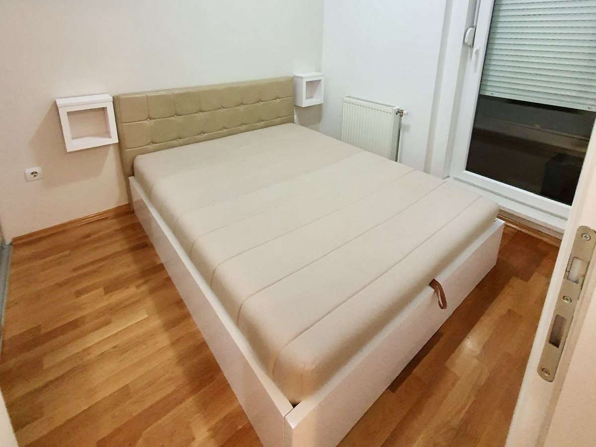  Namješten dvosoban stan 45 m² na prodaju Centar, Banja Luka