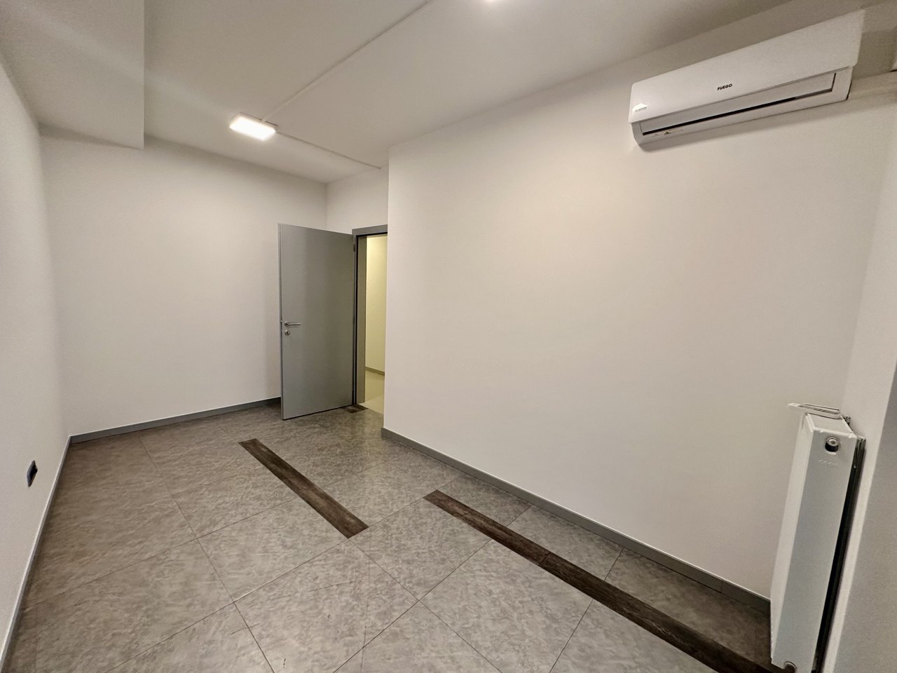 Četvorosoban stan za izdavanje u centru Banje Luke 150 m², garaža