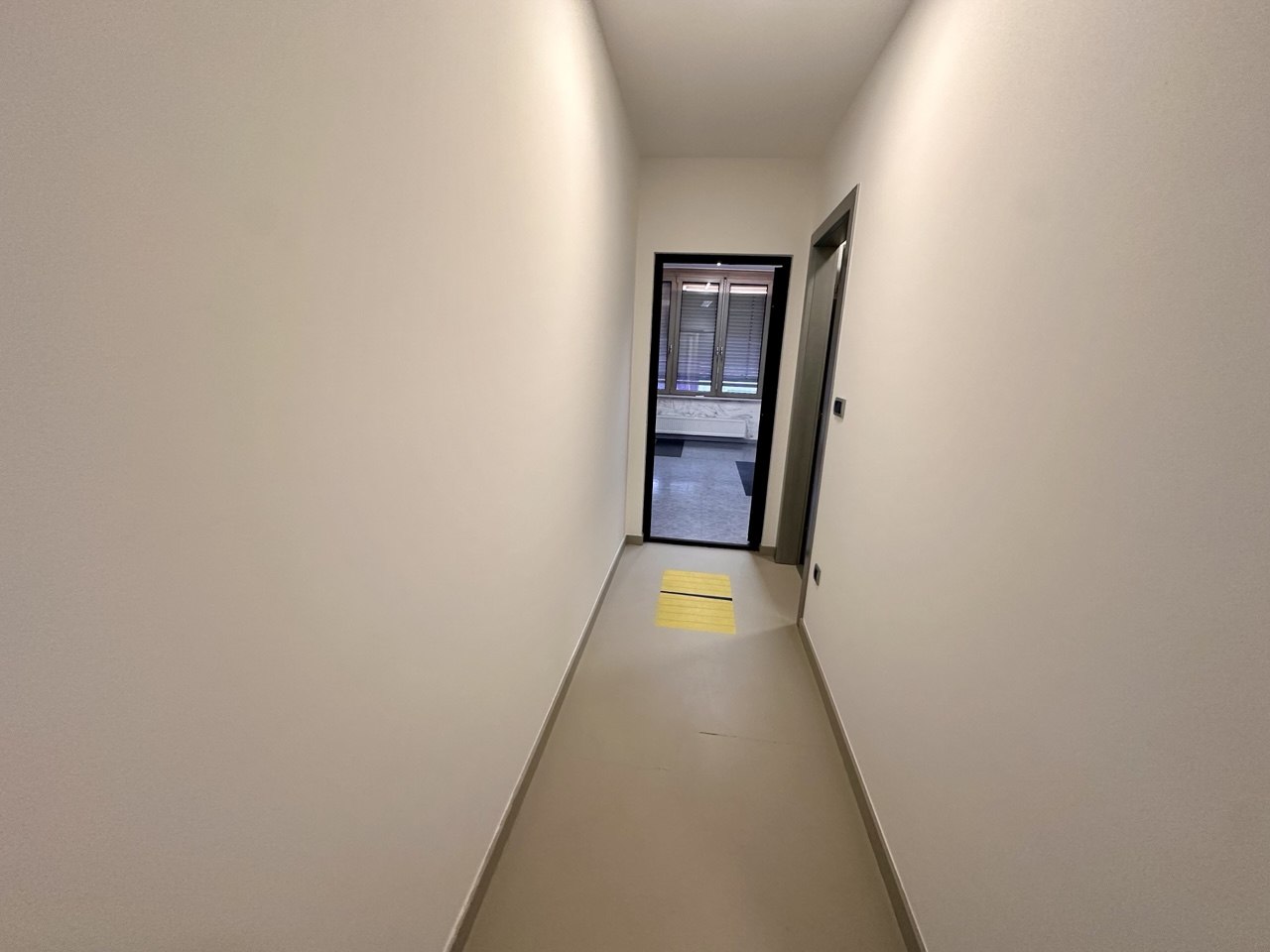 Četvorosoban stan za izdavanje u centru Banje Luke 150 m², garaža