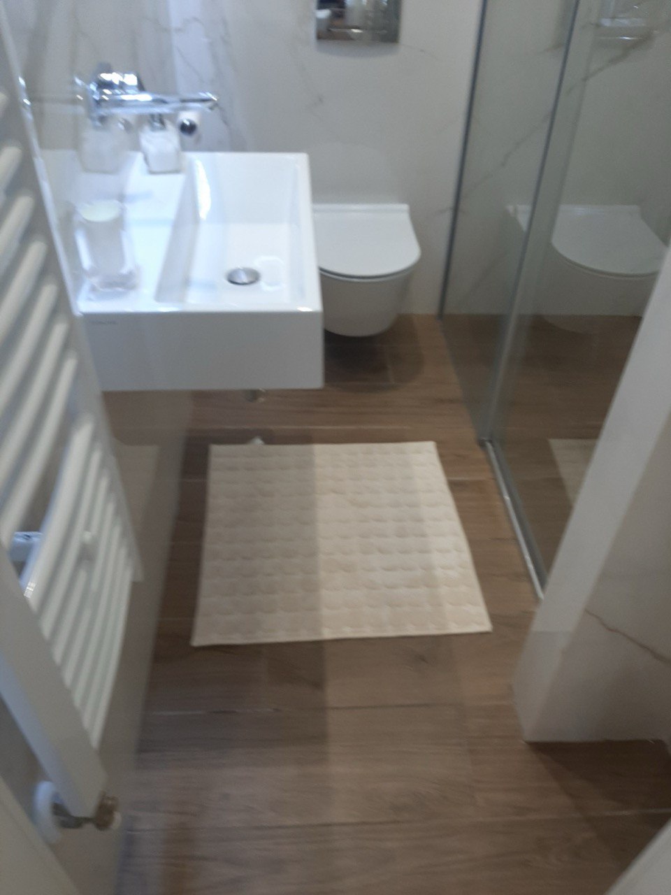 Luksuzan četvorosoban stan u centru grada