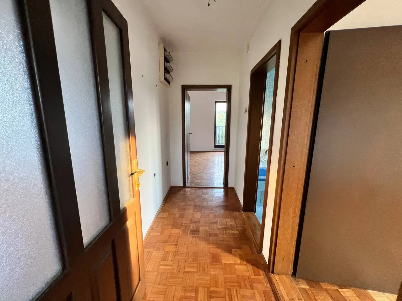 Porodična kuća na velikom placu u naselju Šargovac