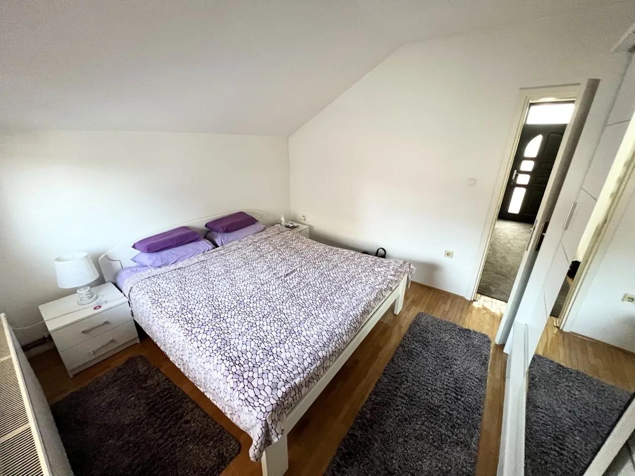 Porodična kuća sa dva odvojena stana Petrićevac