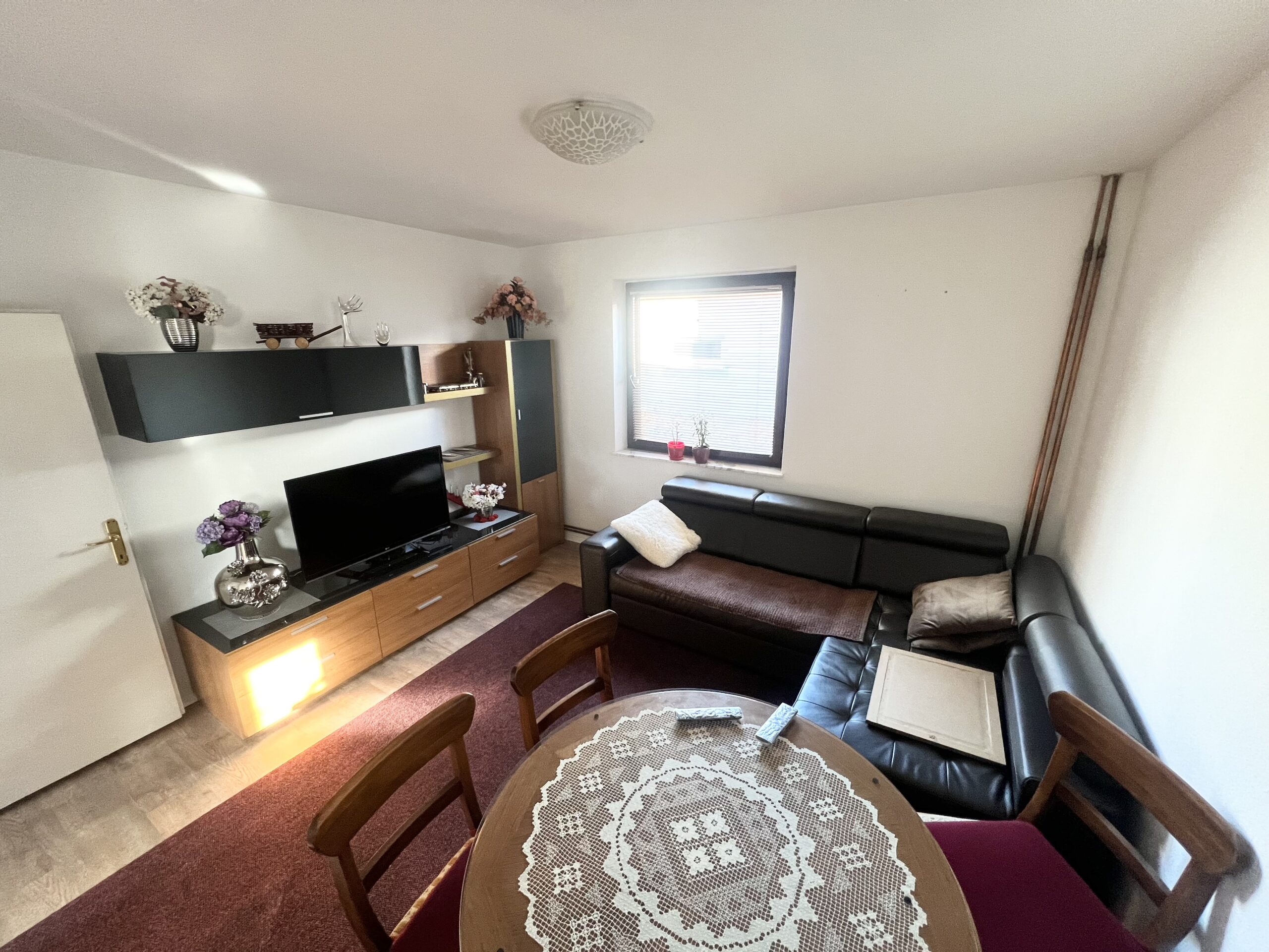 Porodična kuća sa dva odvojena stana Petrićevac