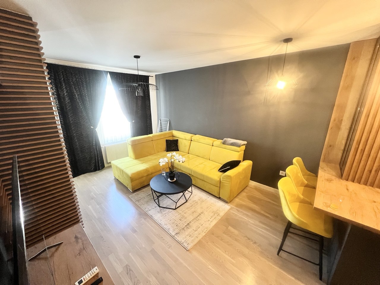 Luksuzno namješten stan naselje Park