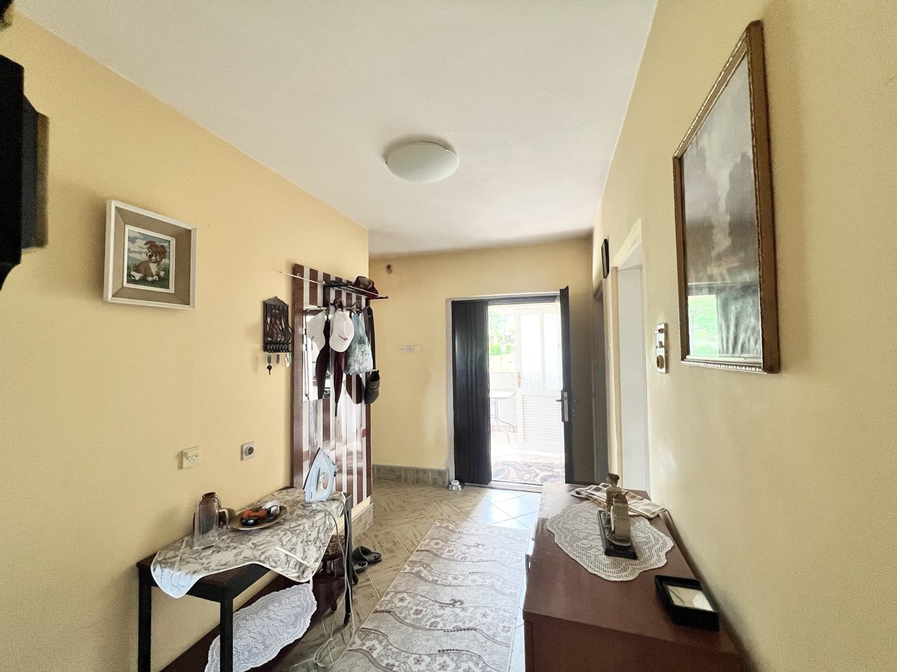 Kuća na prodaju u okolini Banje Luke - idealna za porodicu ili vikendicu Dragočaj