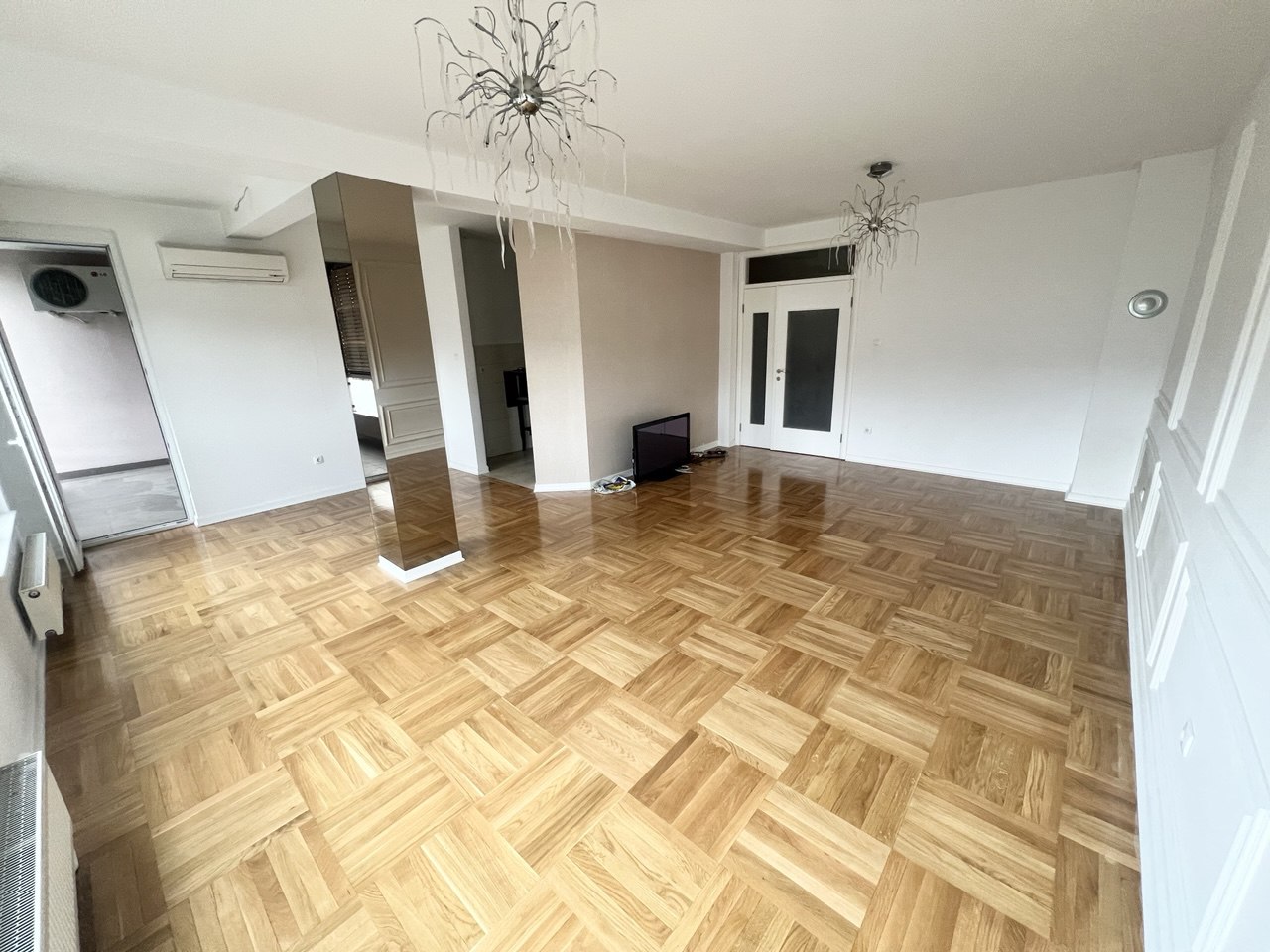 Luksuzan i prostran stan u centru Banjaluke