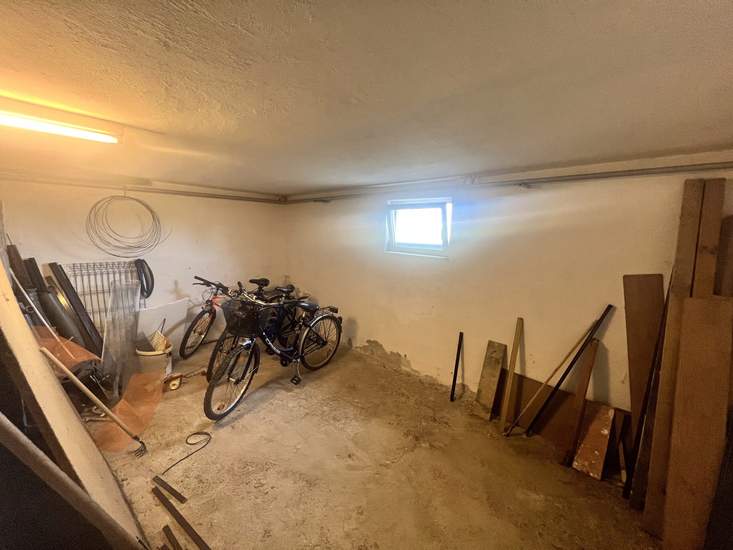 Kuća s pomoćnim objektom Aleksandrovac Laktaši